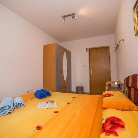 Tri Srca * Vinišće